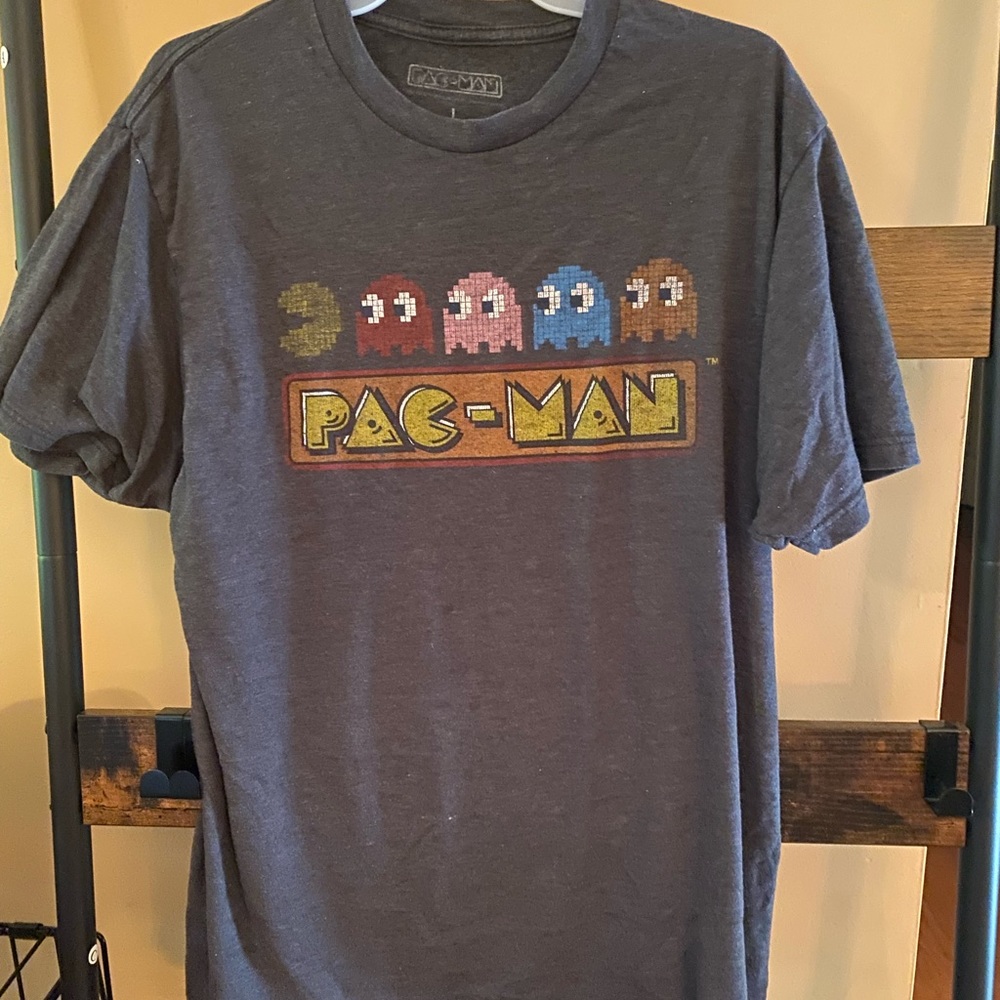 PAC-man graphic tee